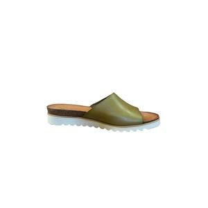 NEW BTU BY BERTUCHI women's jamie sandal in olive